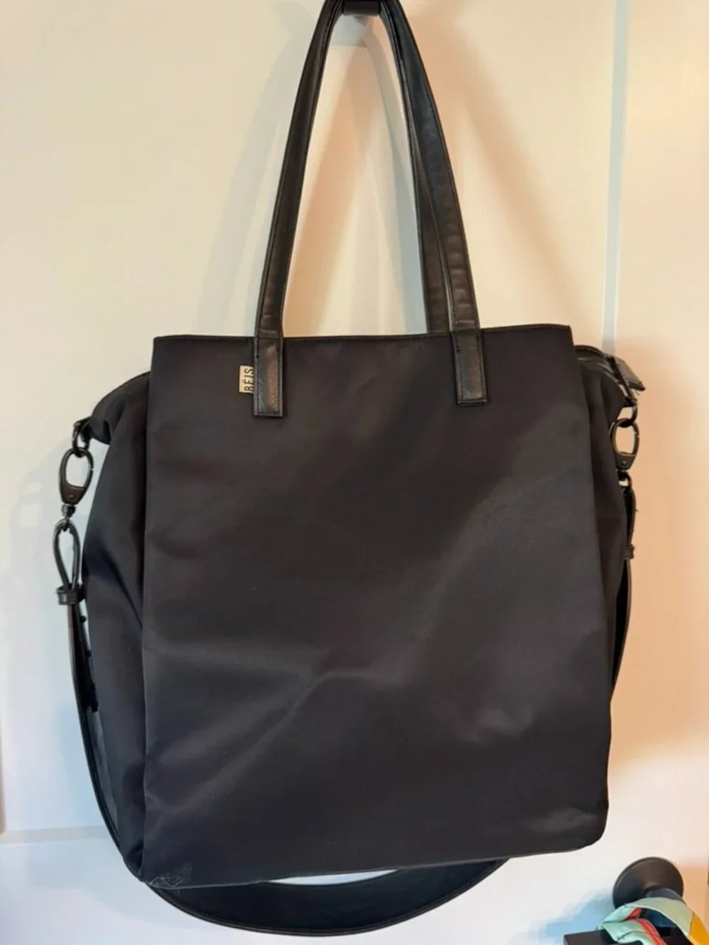 Beis Commuter Tote in Black